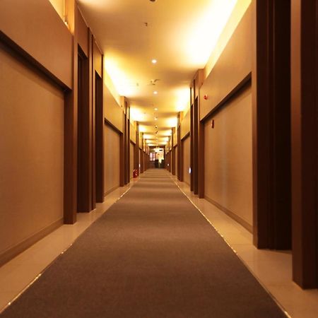 Changwon At Business Hotel Exteriér fotografie